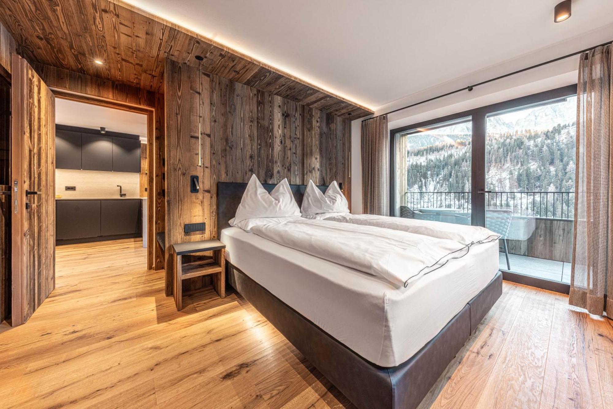Enjoy Dolomites - Chalet Santa Cristina Val Gardena Ngoại thất bức ảnh