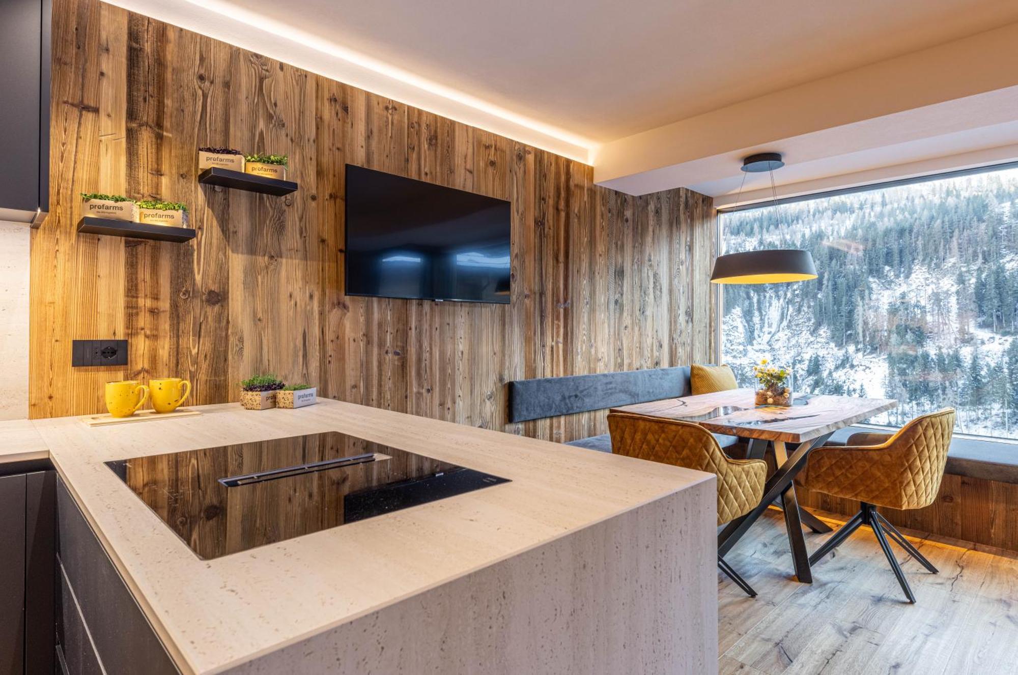 Enjoy Dolomites - Chalet Santa Cristina Val Gardena Ngoại thất bức ảnh